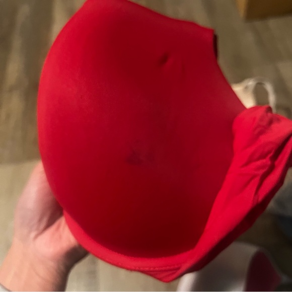 Bundle of Victoria secret bras - Picture 4 of 8